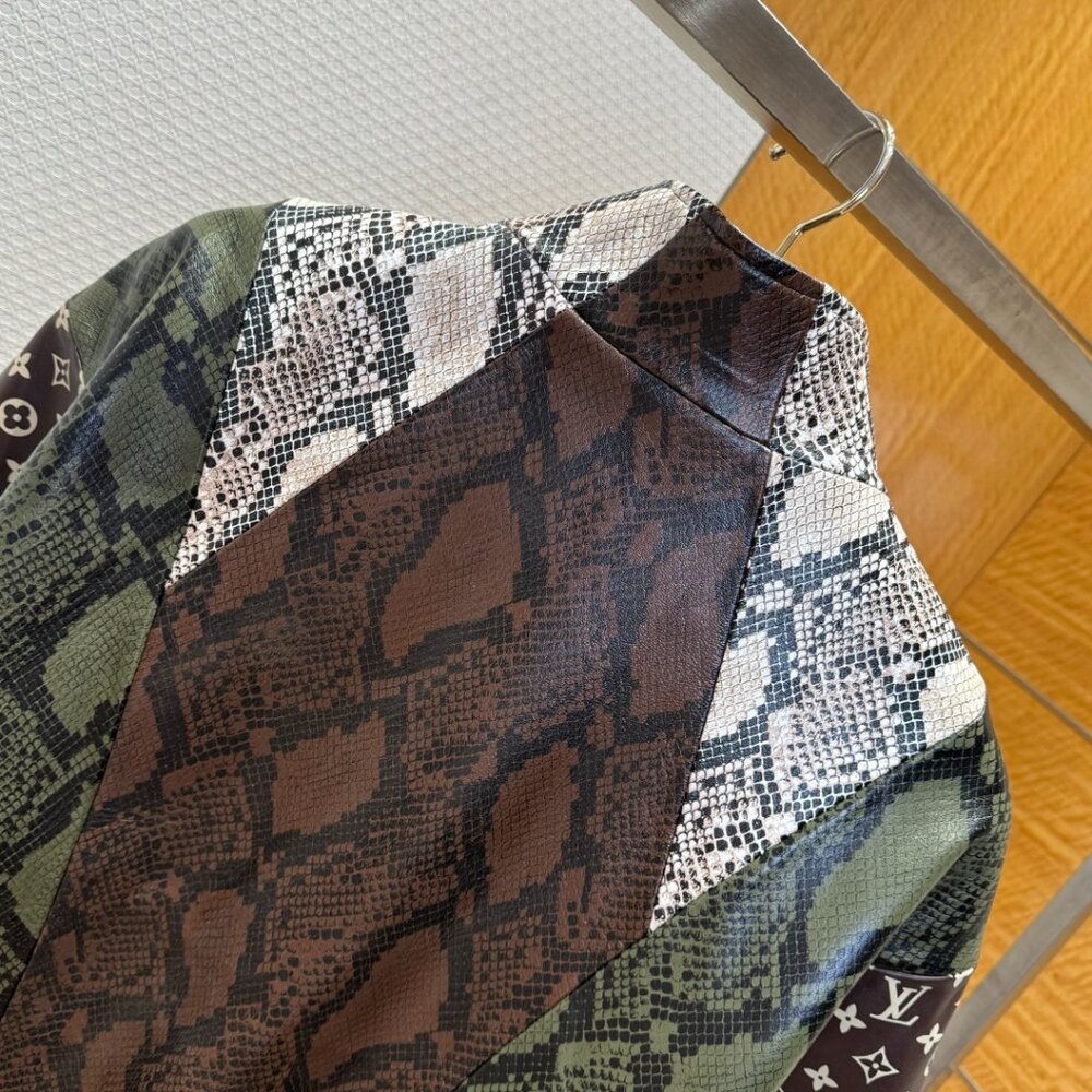 Louis Vuitton Python-Mix Leather Tracksuit Top Mi… - image 7